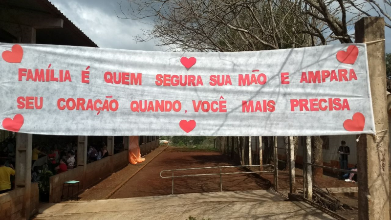 ESCOLAS MUNICIPAIS REALIZAM “DIA DA FAMÍLIA”